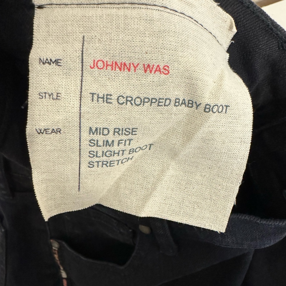 JOHNNY WAS The Cropped Baby Boot Jean Size 31 NWOT - Picture 6 of 10